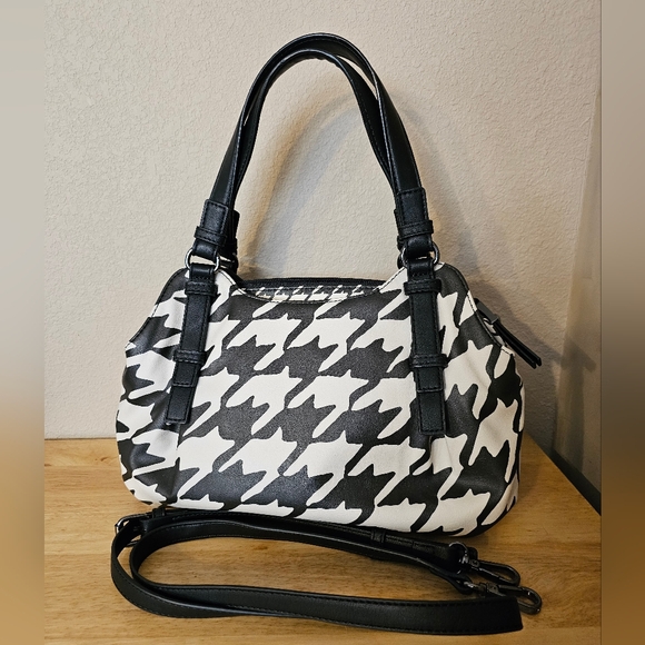 Vera Wang Houndstooth Handbag - Picture 2 of 7